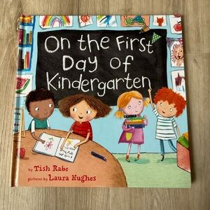 📚Bundle Kids Books!!  📚 On the First Day of Kindergarten by Tish Rabe